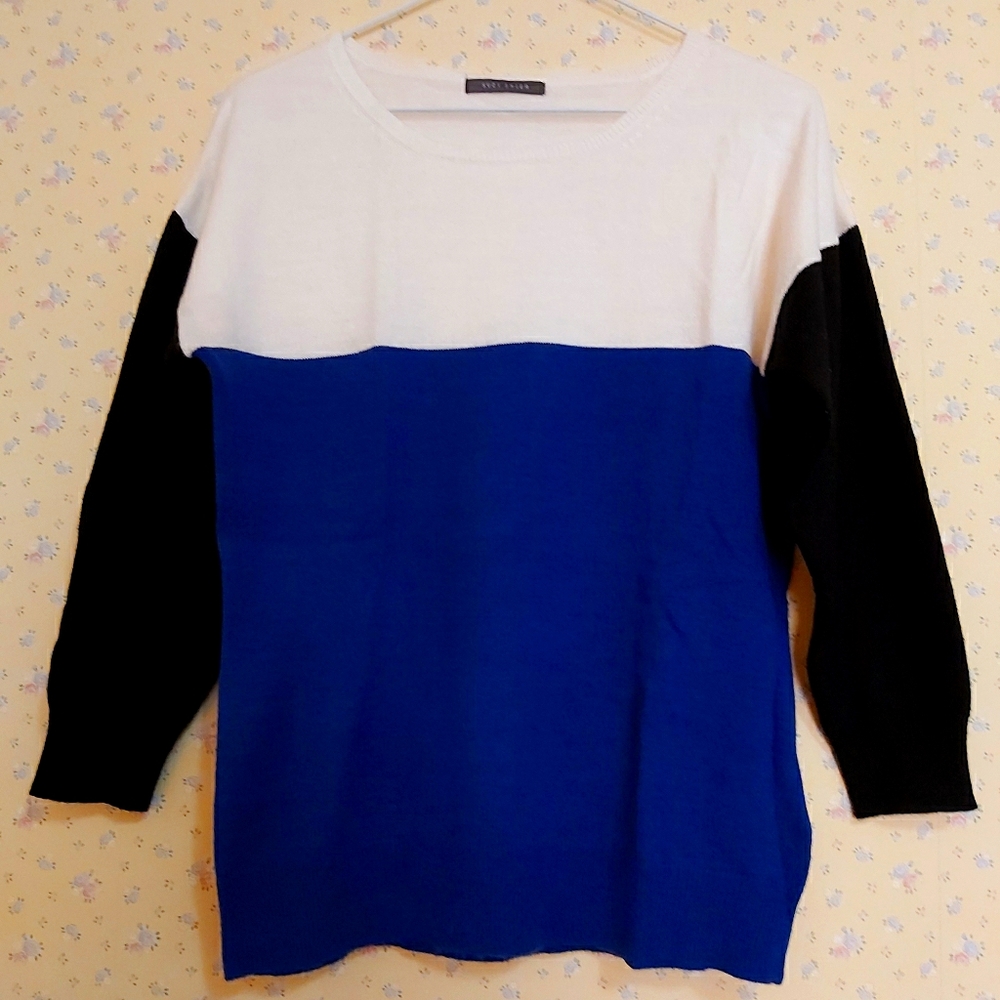 Suzy Shier Sweater Size L